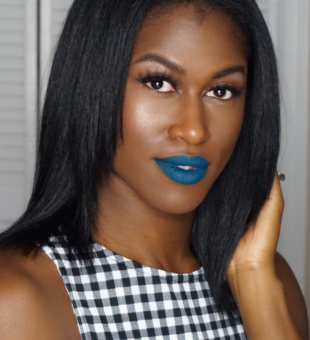 Get Ready With Me // Natural Eye and Bold Teal Lip Color